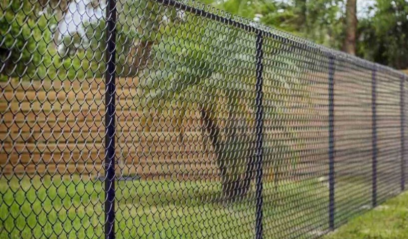 Lưới hàng rào giá rẻ tại TPHCM – Giải pháp bảo vệ và thẩm mỹ tối ưu cho mọi công trình